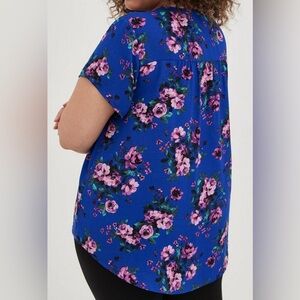 Torrid 5 Blue Top Short Sleeves